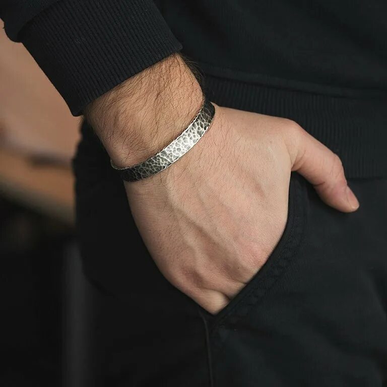 Stainless steel браслет магнитные. Оловянный браслет. Золотой браслет мужской. Браслет круглый мужской. Браслеты из веревок мужские.