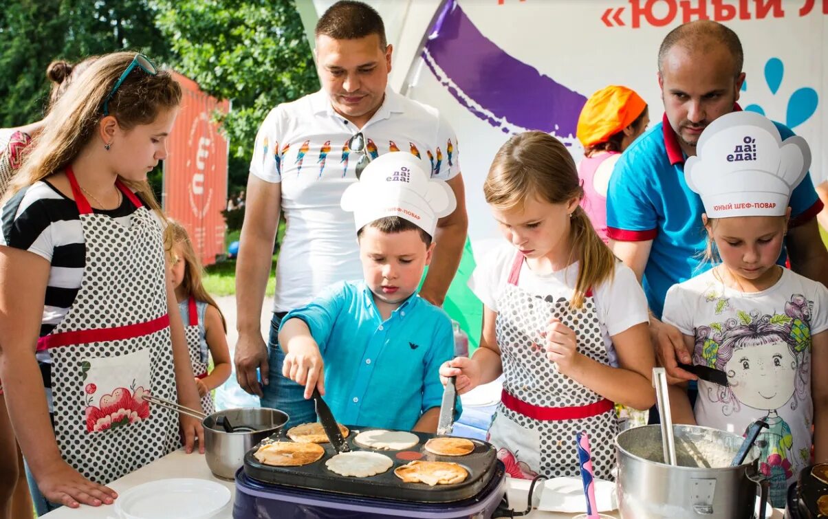 Pr мероприятия. Общественные праздники. Корпоративный family day. Мероприятия для семьи. Фестиваль для родителей.