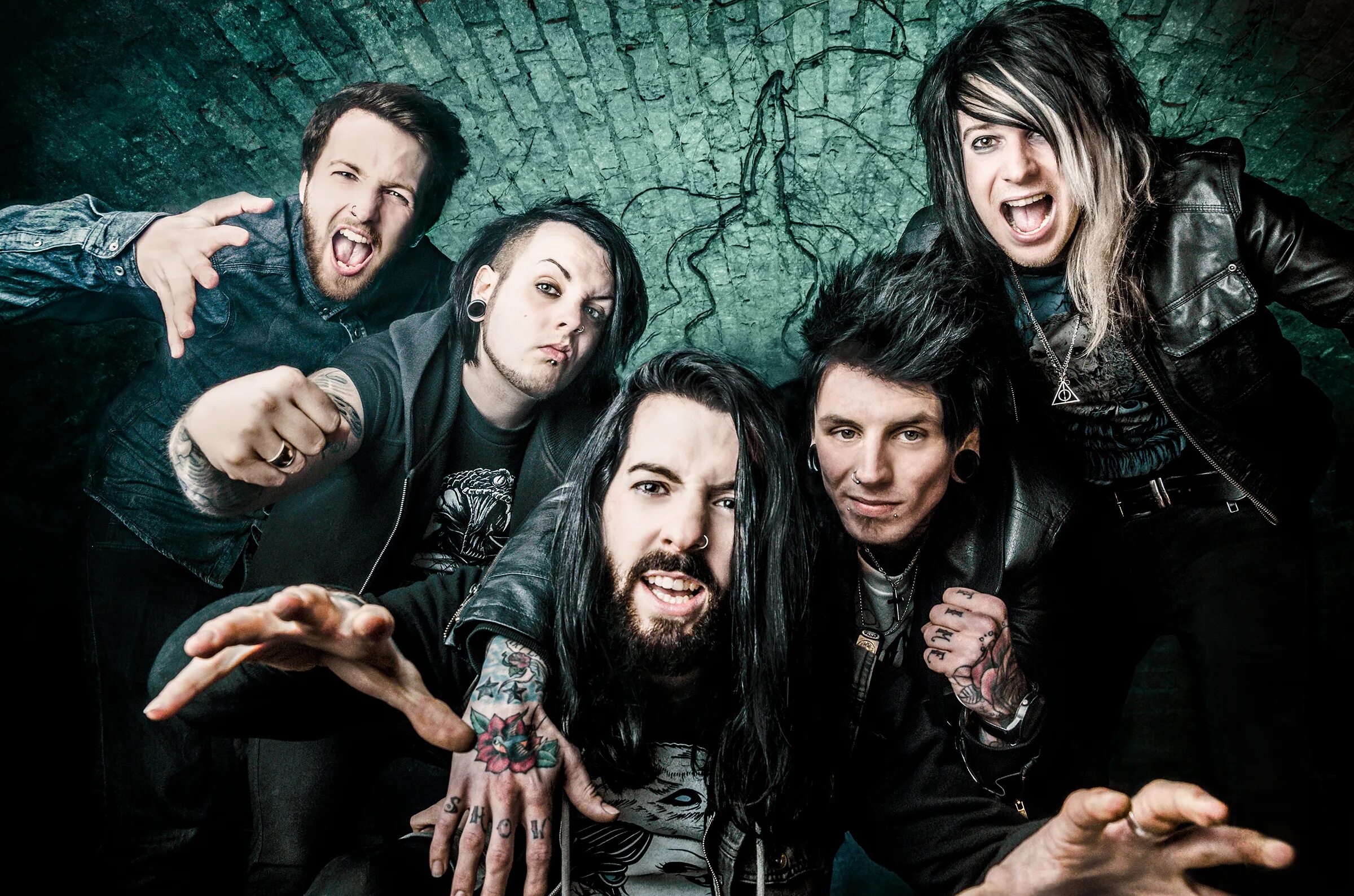 Embrace my ruin. My ruin. Embrace my ruin. Embrace my ruin. Dearly.