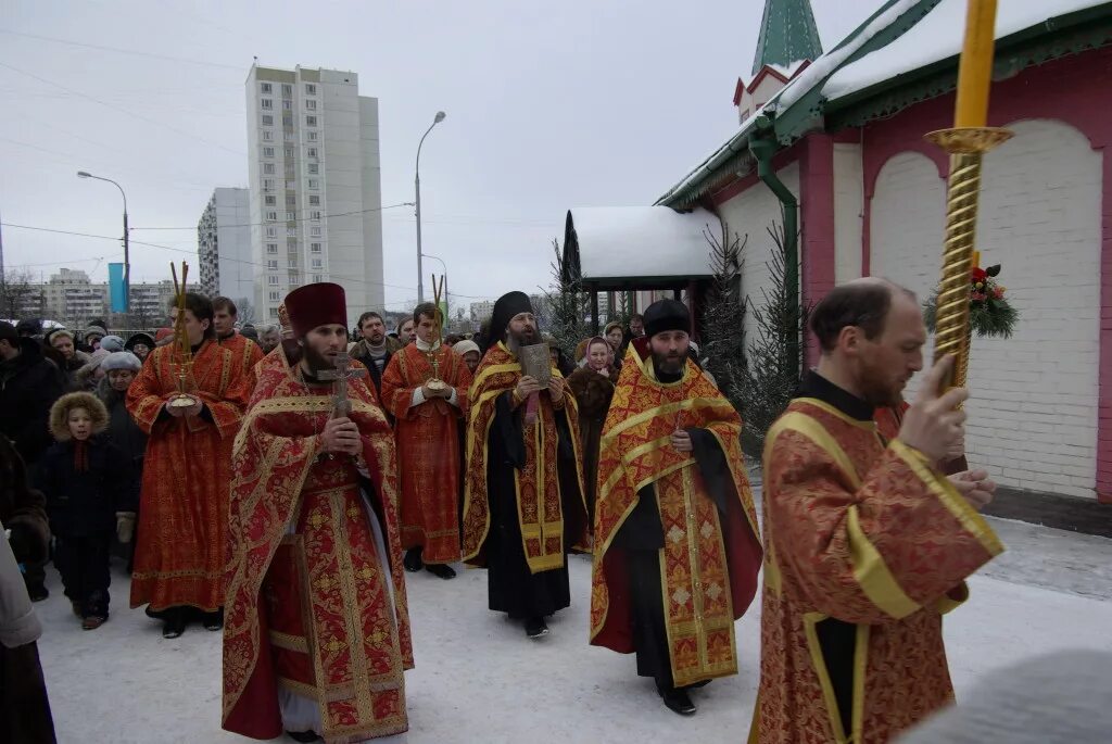 большой умыс камешкирский район храм анастасии. анастасии узорешительницы теплый стан. животворящий крест в храме анастасии узорешительницы в теплом стане. храм анастасии узорешительницы в теплом стане расписание. храм в теплом стане расписание.