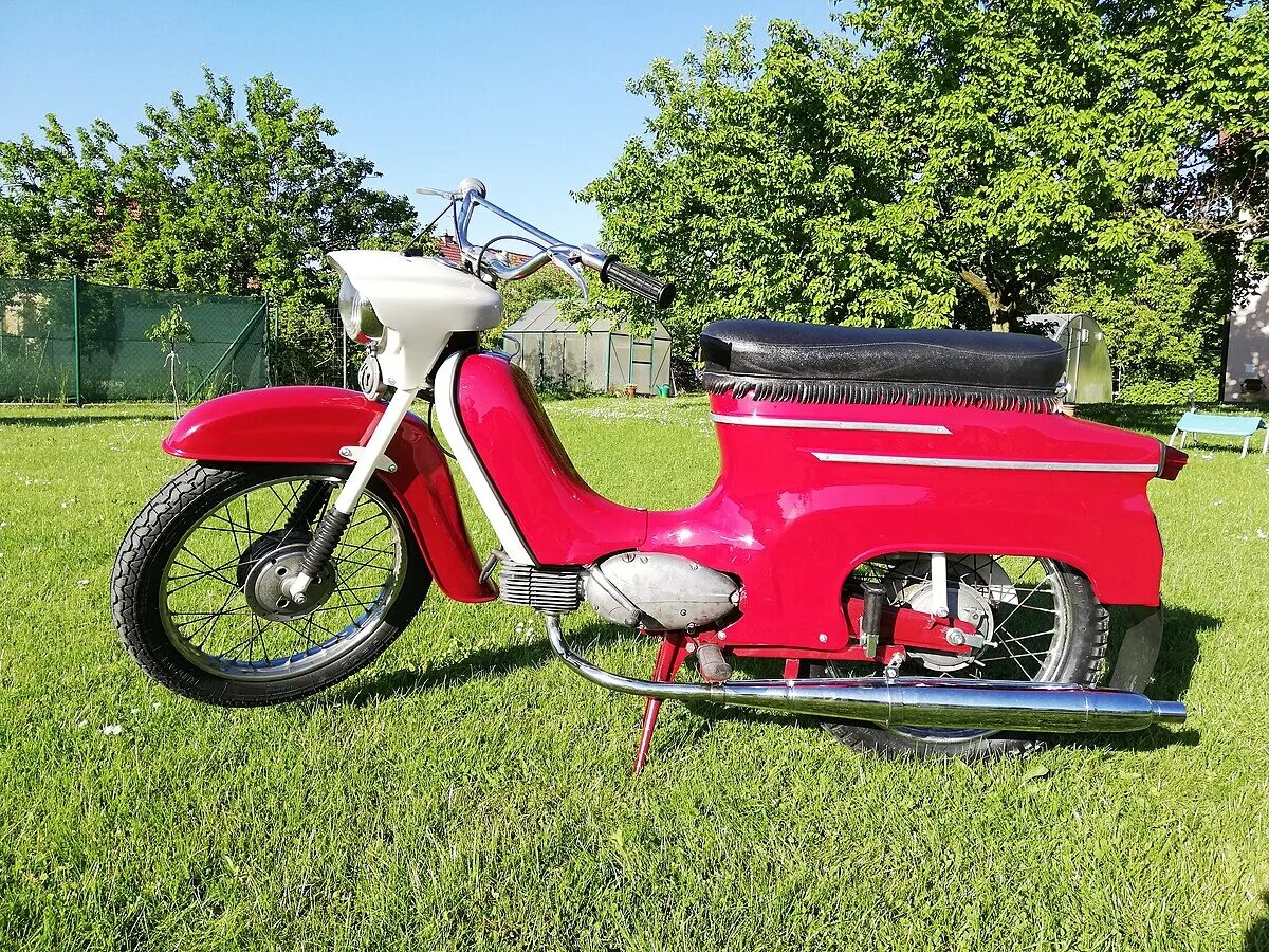 Мопед ява 05. Мопед jawa 50. Мотоцикл ява 50. Мопед jawa 50 classic. Ява 50 555.