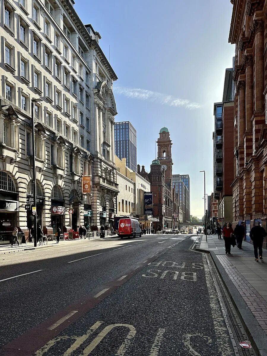 Oxford manchester. Улицы манчестера. Oxford manchester. Манчестерский университет великобритания. Oxford manchester.