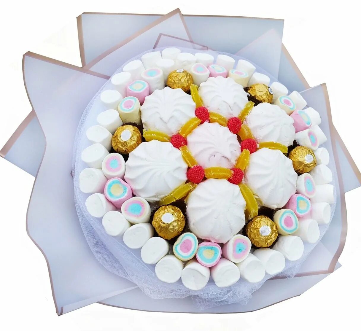 сладкий букет. букет из маршмеллоу и цветов. конфетно зефирный букет. букет из маршмеллоу и конфет в коро. сладкий букет из зефира.