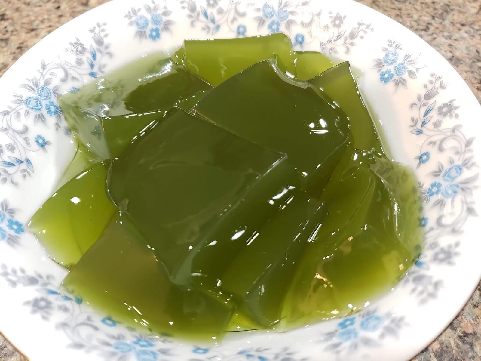 Grass Jelly. Green jelly