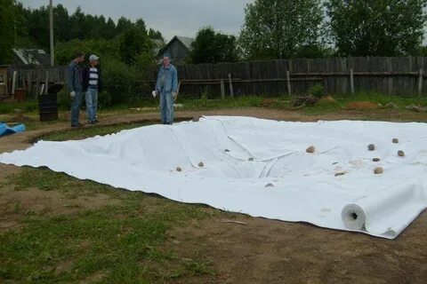 Черный геотекстиль какой стороной стелить