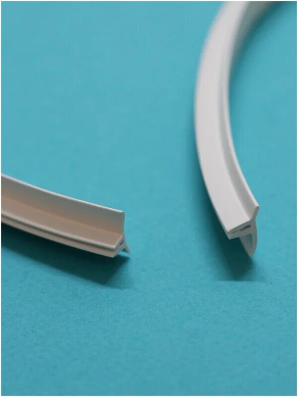 маскировочная лента для натяжного потолка. потолка маскировочная натяжного. вставка для натяжного потолка. заглушка т образная вс-1 для натяжных. вставка для натяжного потолка т2.