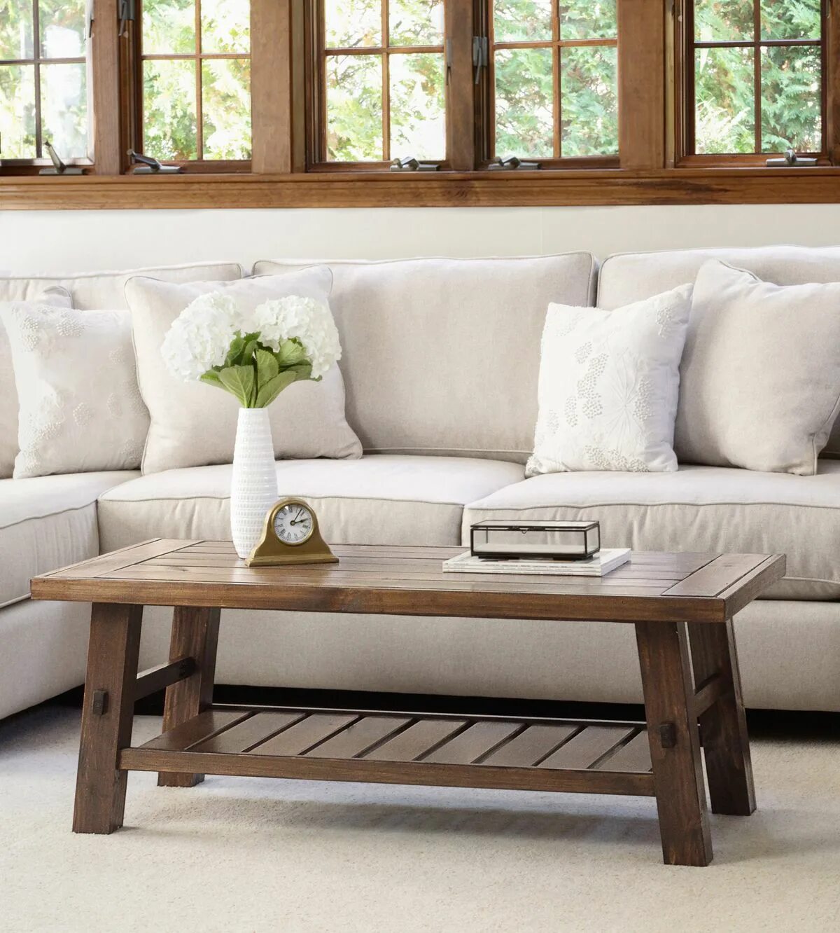 Датская мебель menu design. Коллекция sofas trend. Стол журнальный квадратный большой для лаунж зоны. Стол unique furniture latina. Белый диван минимализм.