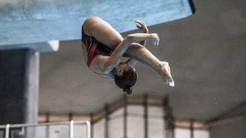What it feels like to be Jennifer Abel diving from a three-m.