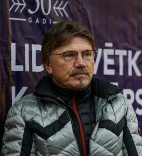 Владельцы сети ярче