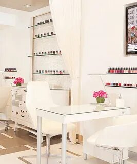 Студия маникюра и педикюра say my nails