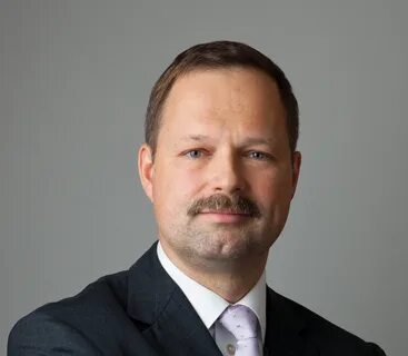 Михаилу валерьевичу