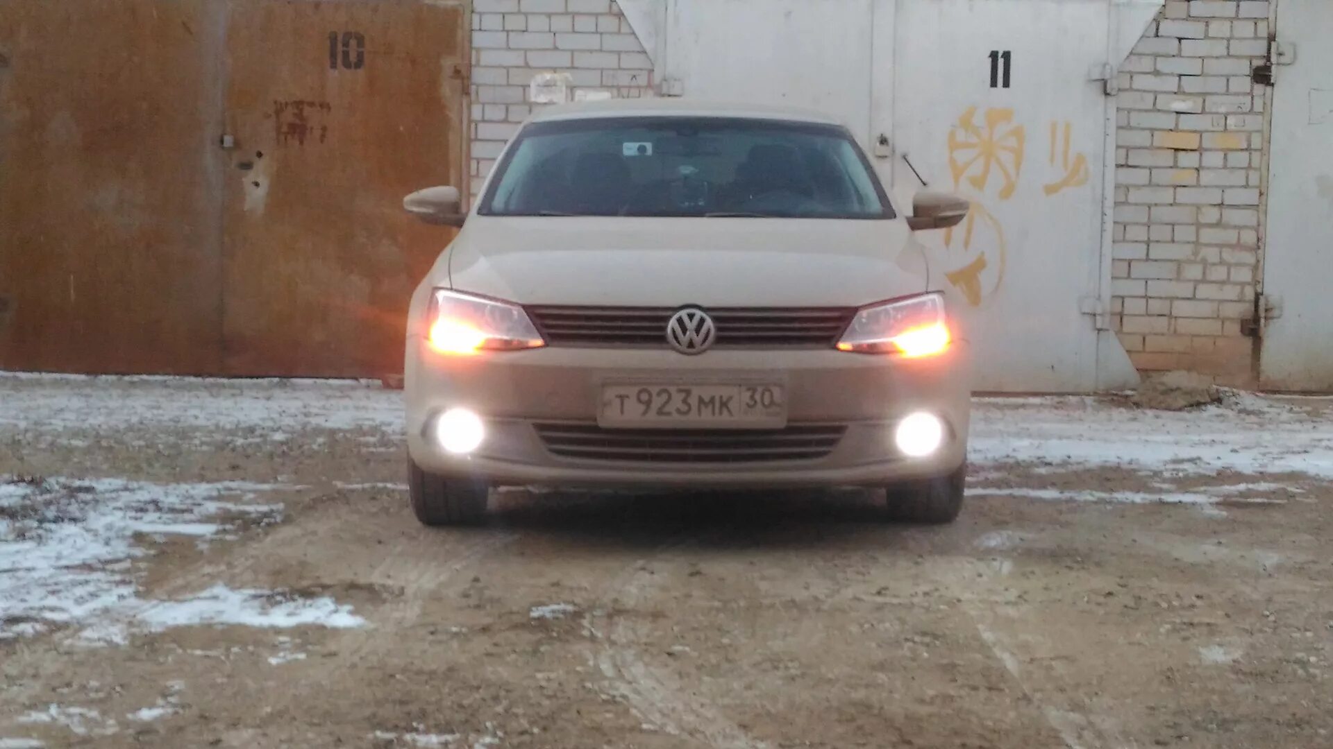 Volkswagen jetta лампочки. Лампочки ходовых огней Фольксваген Джетта 6 2013. Лампа ходовых огней Фольксваген Джетта 6 2013 года. Лампочка габаритов Фольксваген Джетта 6 2013г. Лампы габаритов фар Фольксваген Джетта 6.