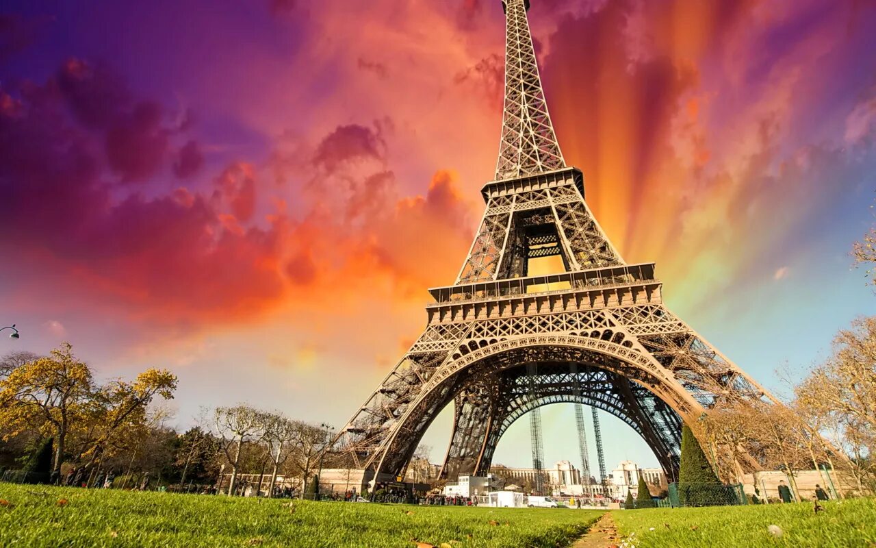 Картина на телефон. Эйфелева башня в Париже. Эйфелева башня (la Tour Eiffel). Эйфель башня хд. Эйфелева башня. Г. А. Эйфель.