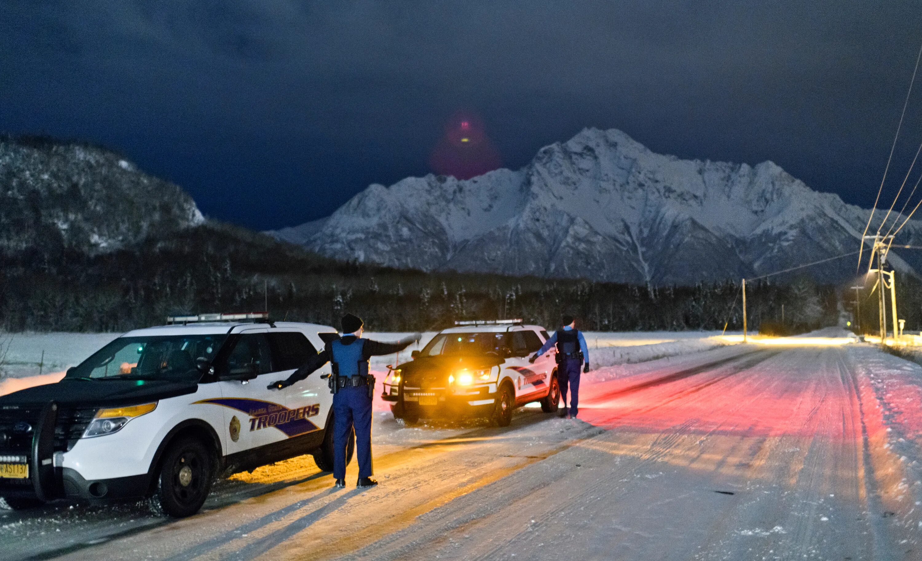 Alaska State Troopers. Полиция штата Аляска. Анкоридж Аляска полиция. Полиция Аляски США. Момент аляска