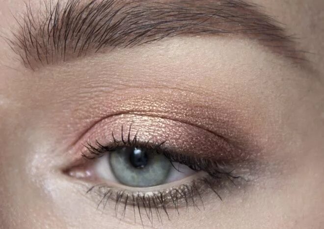 Pin by Luxury Girl on Eyes Eye makeup, Winter makeup, Makeup store