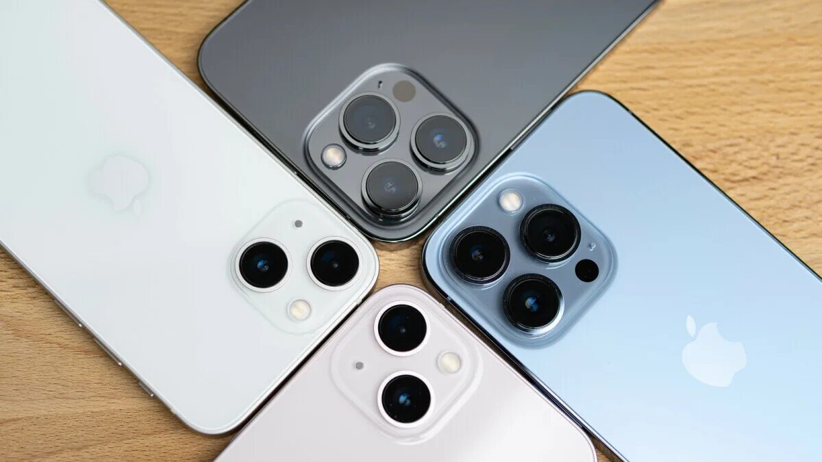Продаю Iphone 8 - купить в Череповце, цена 20 000 руб., продано 22 апреля 2018 -