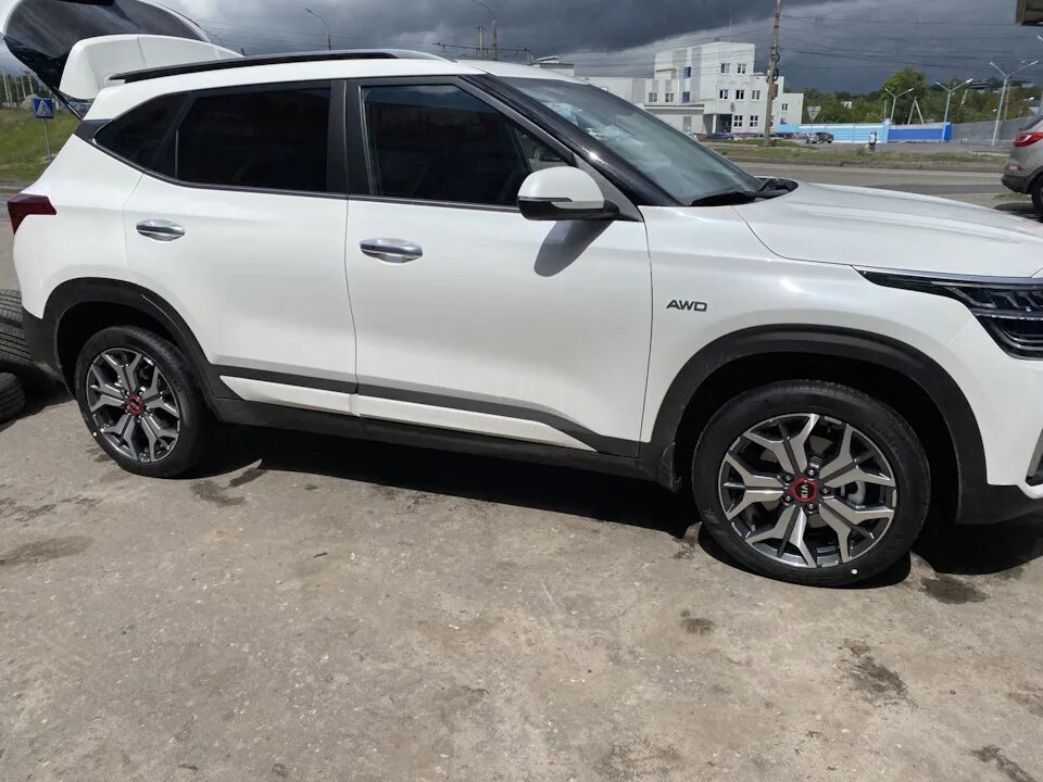 Диски киа селтос 17 оригинал. Kia seltos r16. Селтос диски 17. Селтос диски 17. Kia seltos r18.