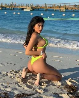 Amanda balionis nudes.