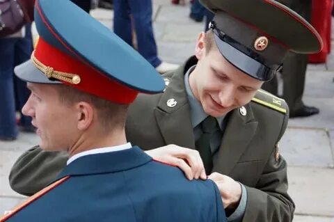 Увольняют офицеров