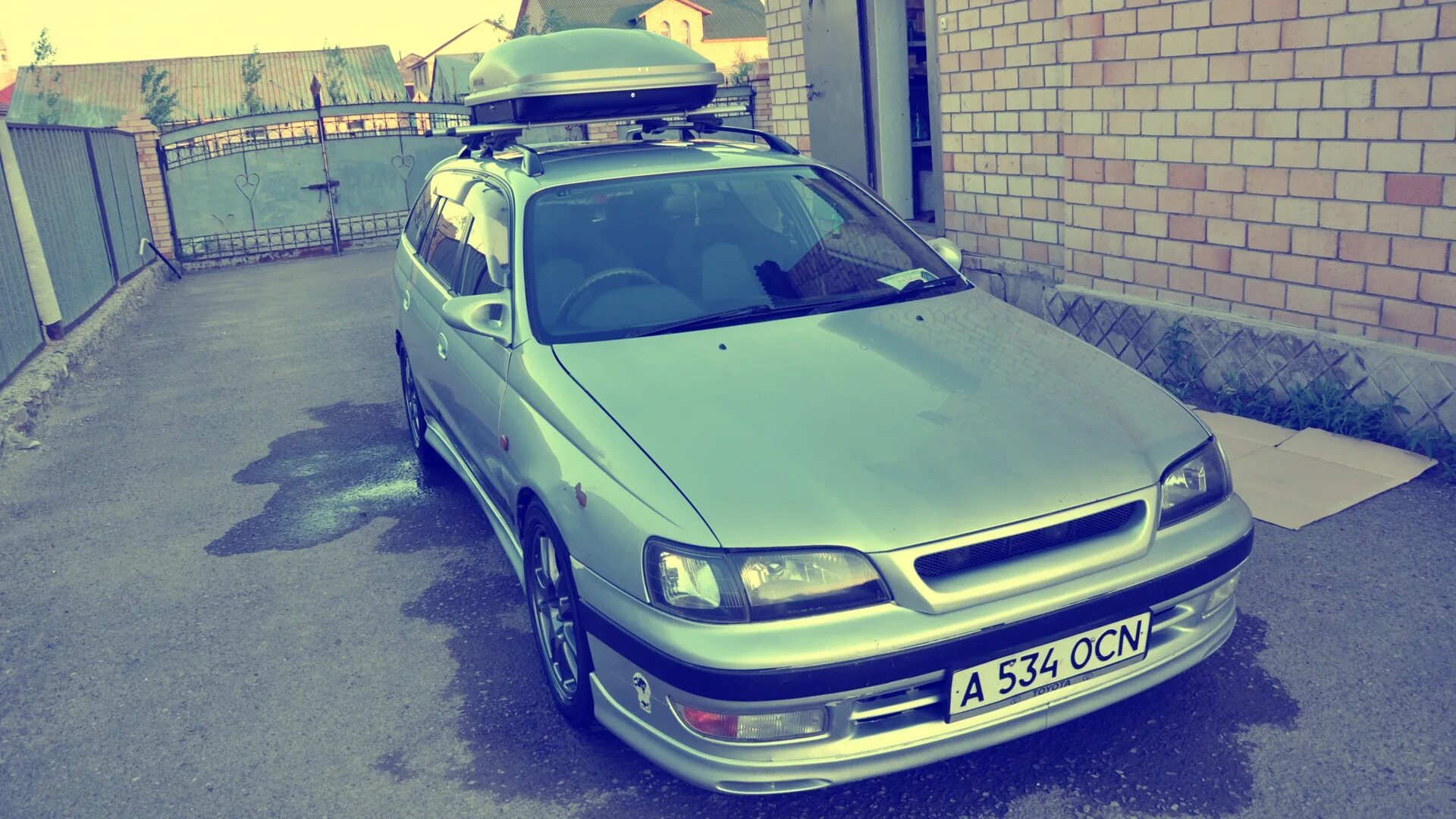 Калдина 95 год. Caldina st190. Toyota Caldina t190. Toyota Caldina, 1994 год. Тойота Калдина 1994.