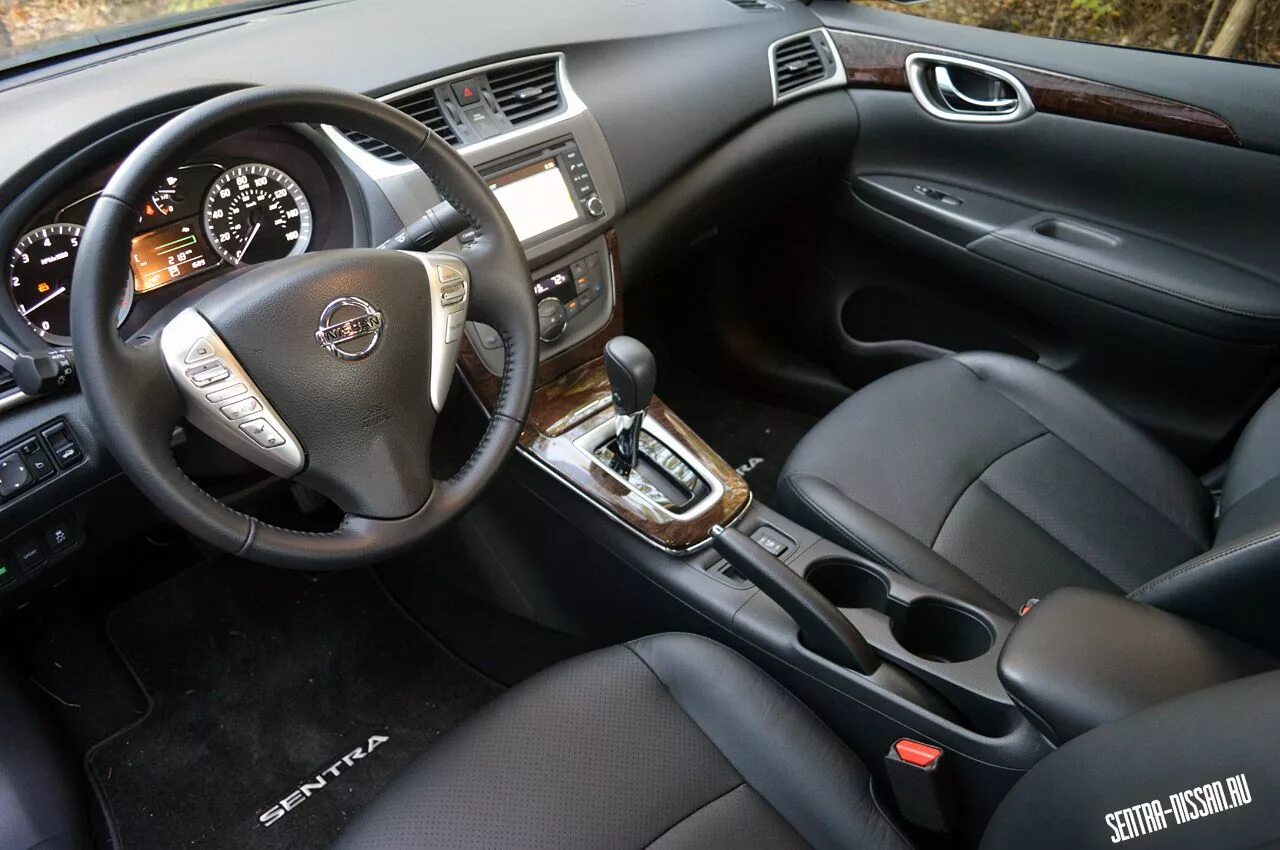 Nissan представил седан Sentra из бюджетного сегмента