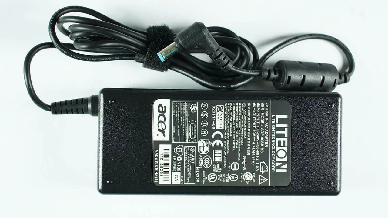 Acer extensa блок питания. Адаптер acer 19 v. Блок питания для ноутбука acer aspire 3. 5x1. 42a.