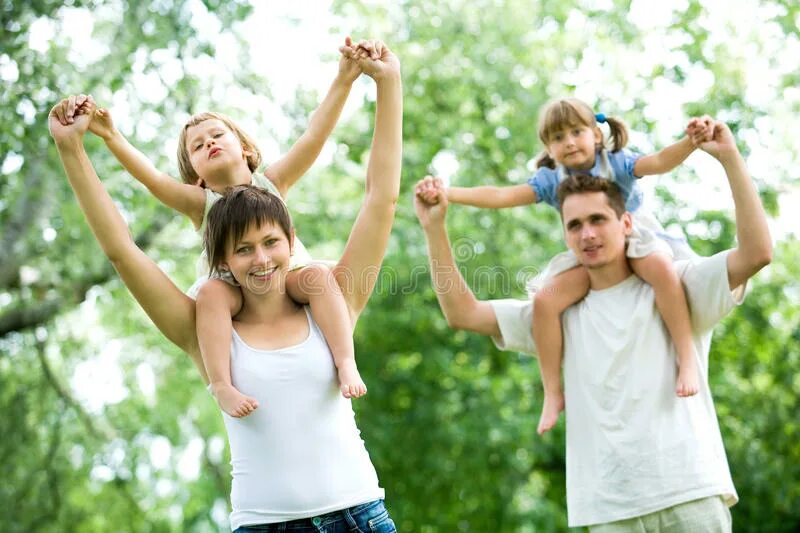 Образование семья здоровье конкурс. Здоровая семья. Счастливая здоровая семья. Здоровая крепкая семья. Здоровые дети и родители.