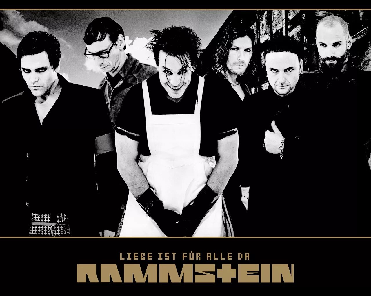 Rammstein extended version. Группа rammstein. группа rammstein 1994. постер группы рамштайн. группа раммштайн постер.