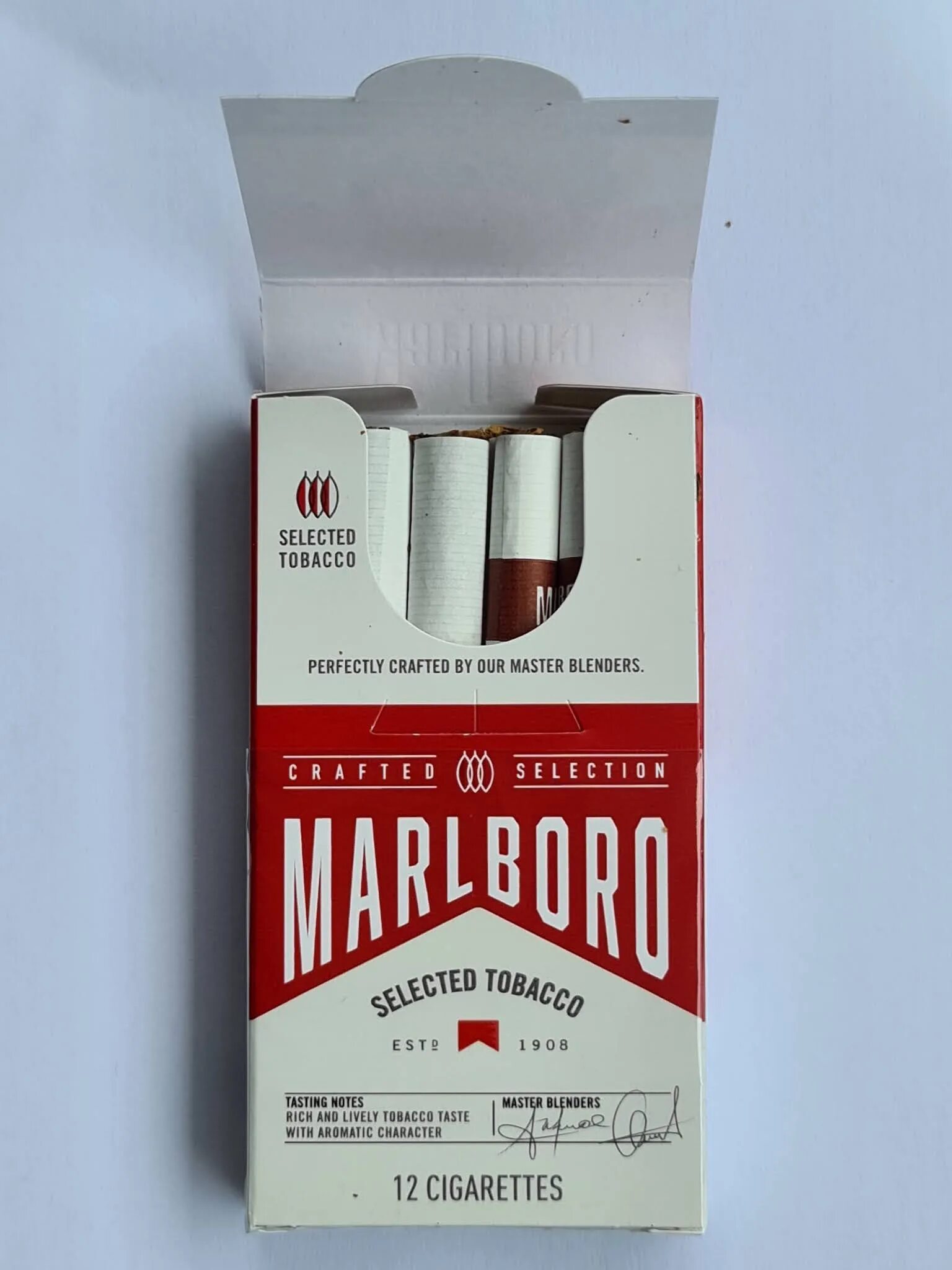 Сигареты мальборо крафт голд. Мальборо крафтед. Мальборо крафтед. Мальборо крафтед. Мальборо компакт блю.