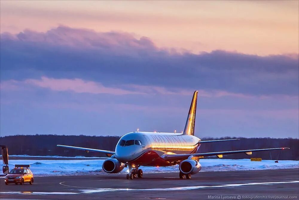 Тверь москва аэропорта. Тверь москва аэропорта. Тверь москва аэропорта. Трансфер в аэропорт тверь. Шереметьево с высоты.