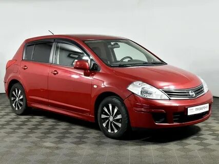 Nissan tiida 4