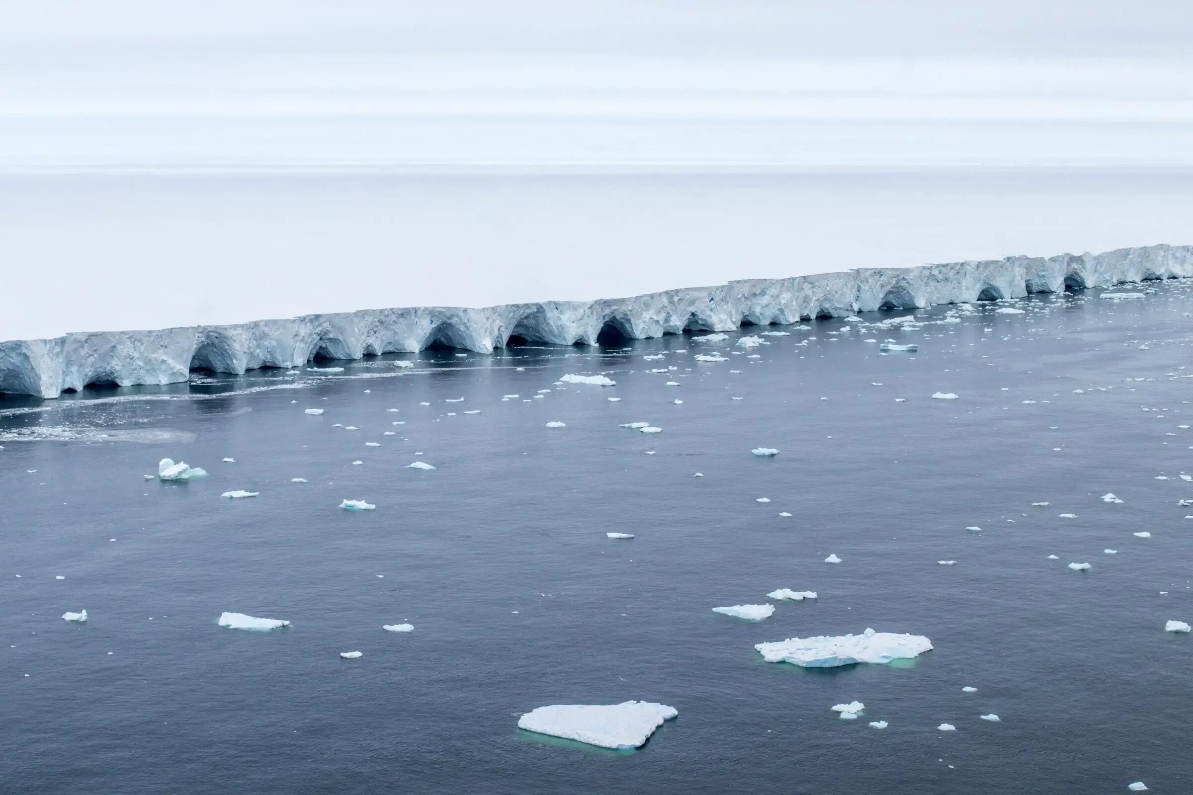Вода в море прогревается. Ледник пайн-айленд. ледник туэйтса 2025. северное море самое опасное. ледник судного дня.