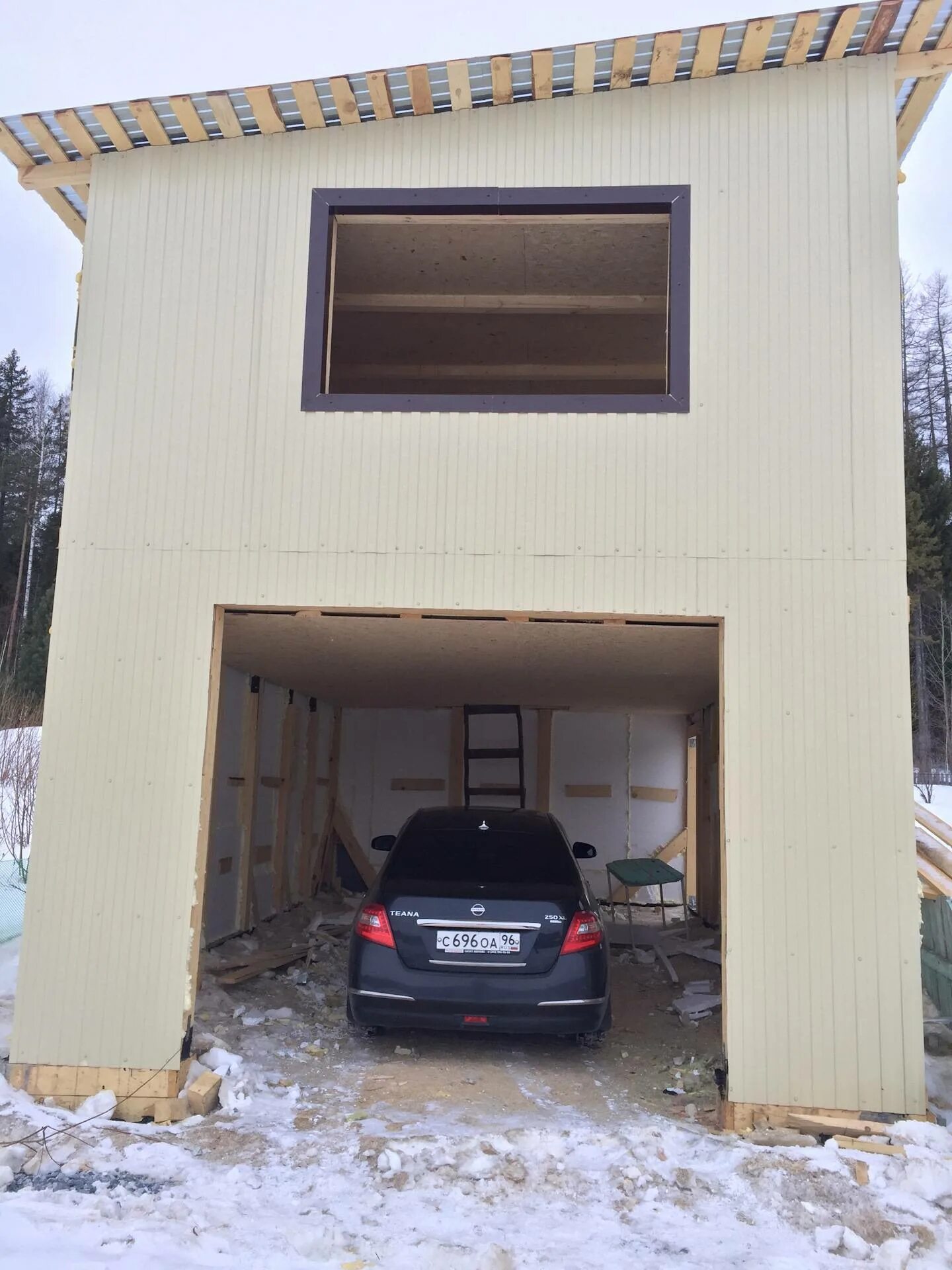 Каркасный гараж с односкатной крышей на 2 машины. Двухэтажный гараж. Проект двухэтажного гаража. Двухэтажный гараж из Пено.