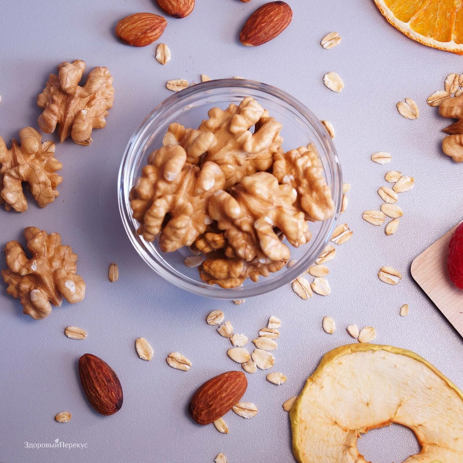 Замачивание орехов перед употреблением таблица. Можно есть орехи на ночь при похудении. Какие орехи можно кушать. Замачивание орехов перед употреблением таблица. Грецкие орехи при диете.