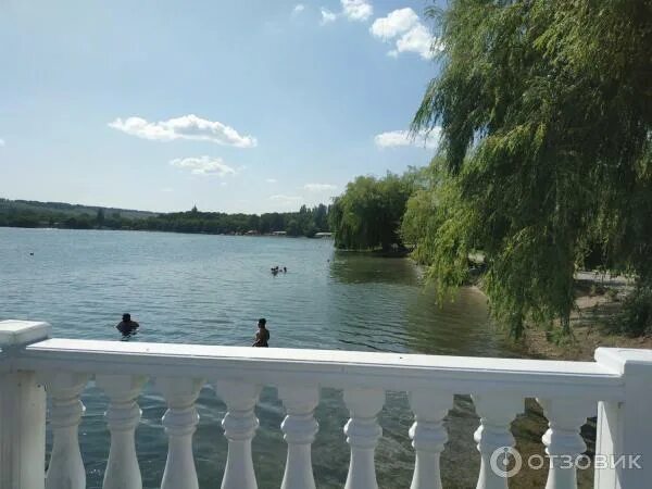 Новопятигорское озеро пятигорск. Новопятигорское озеро 2023. Где купаться в пятигорске. Где купаться в пятигорске. Новопятигорское озеро железноводск.