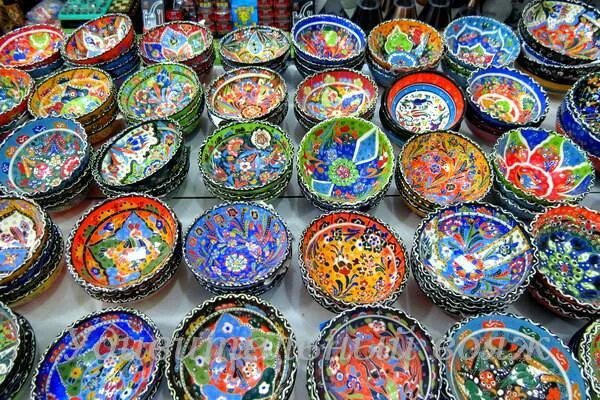 Турецкие сувениры. Сувениры в грозном. Сувениры из грозного. Что привезти из чечни. Грузинские национальные сувениры.