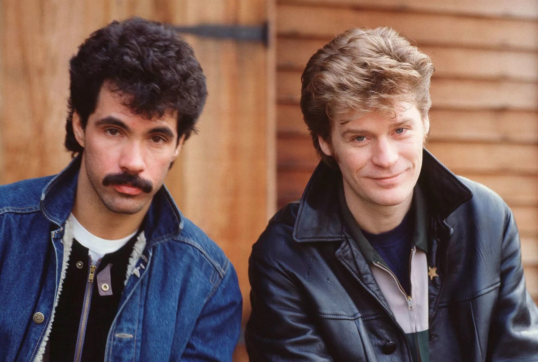 Hall and oates дуэт. Daryl hall john oates. Оутс, джон. Холл, дэрил. Группа hall & oates.