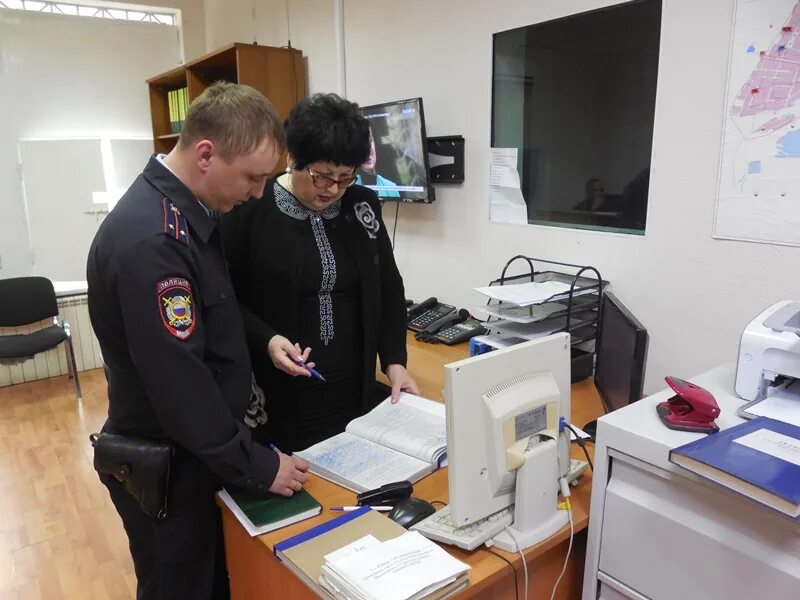 Мвд михайловского района приморского края. Умвд приморского края. Мошенники представляются сотрудниками полиции. Криминал арсеньев приморский край. Дальнереченск отдел полиции.