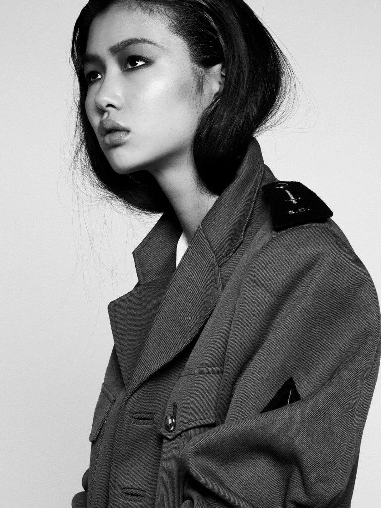 Estelle модель. Estelle Chen Jewellery. Xin Xie portrait. Xin Xie elle Beauty.