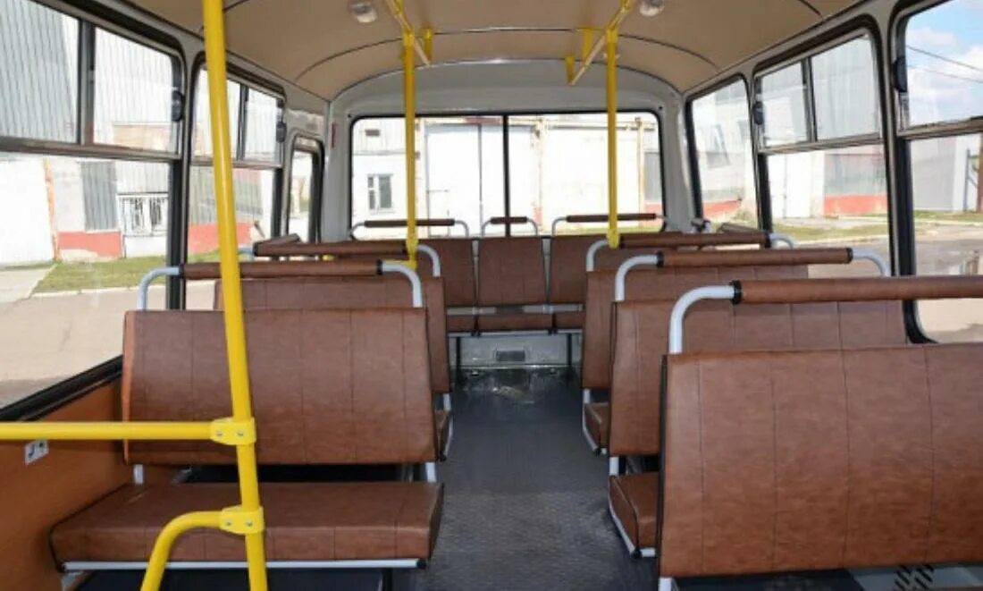 Сколько мест в автобусе паз. Паз-32053/54. паз 3205 салон. паз-3205 автобус сиденье. паз 3205 2025.