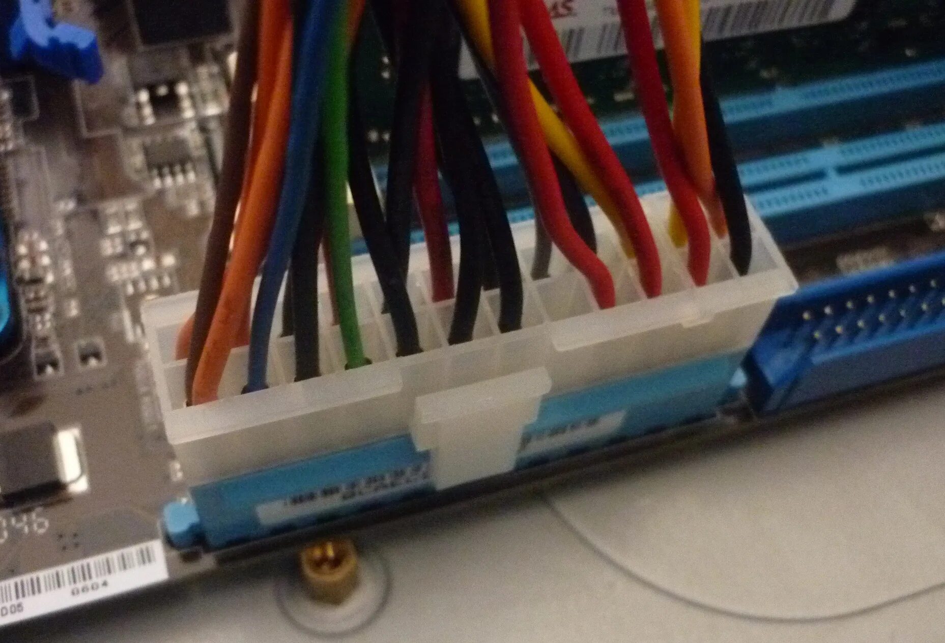 провода от блока питания компьютера к материнской плате. блок питания для компьютера подключение к материнской плате. блок питания для материнской платы asrock. блок питания для материнской платы asrock. блок питания для материнской платы asrock.