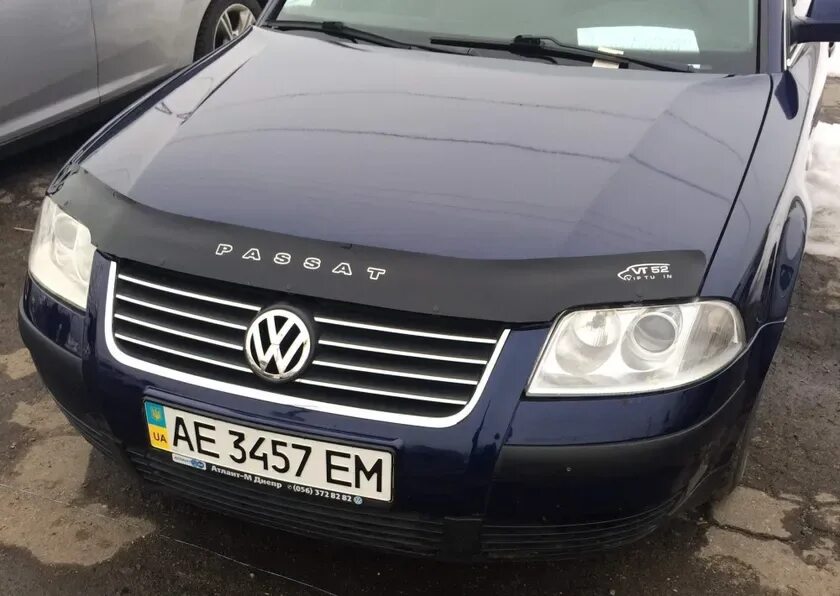 Дефлектор капота Volkswagen Passat b5. Мухобойка Пассат б5. Дефлектор капота для VW Passat [b6]. Фольксваген Пассат б5 с мухобойкой. Капот пассат б5 купить