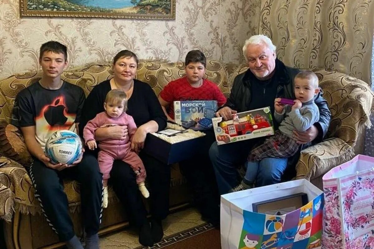 Тамбов многодетные в вайбере. Семья матушкин тамбов. многодетная мать. многодетные семьи подмосковья.