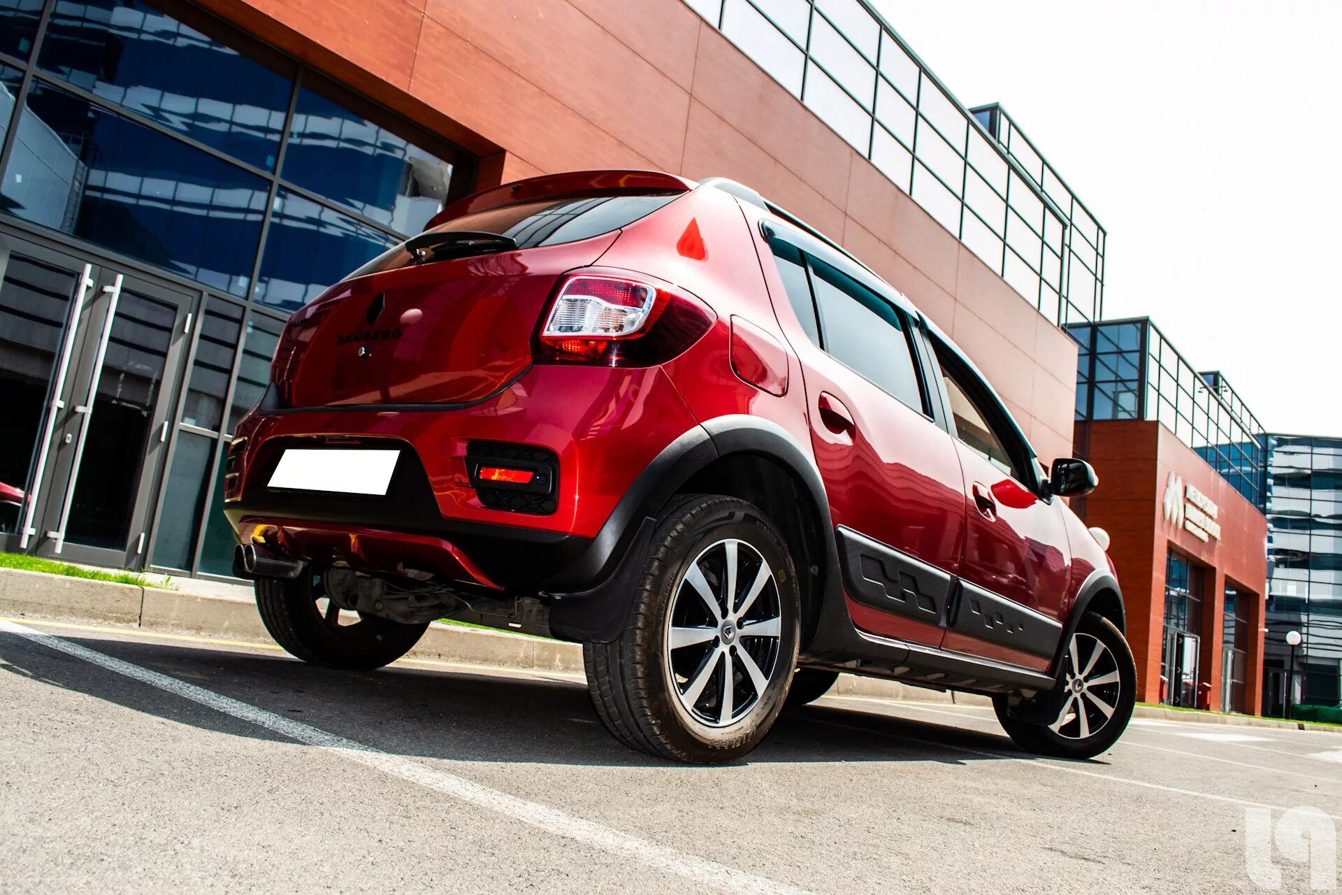 Тюнинг и обвес для Renault Sandero Stepway Спортивный инвентарь orion-tennis.ru