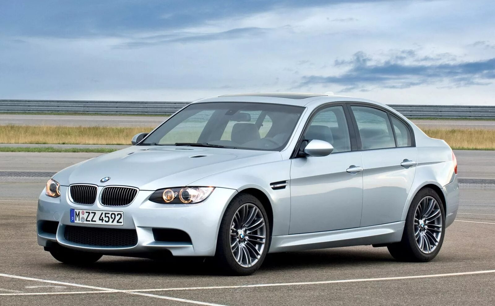 BMW m3 sedan. БМВ м3 е90 седан. БМВ е90 седан. BMW 3 e90 седан. Бмв 3 90