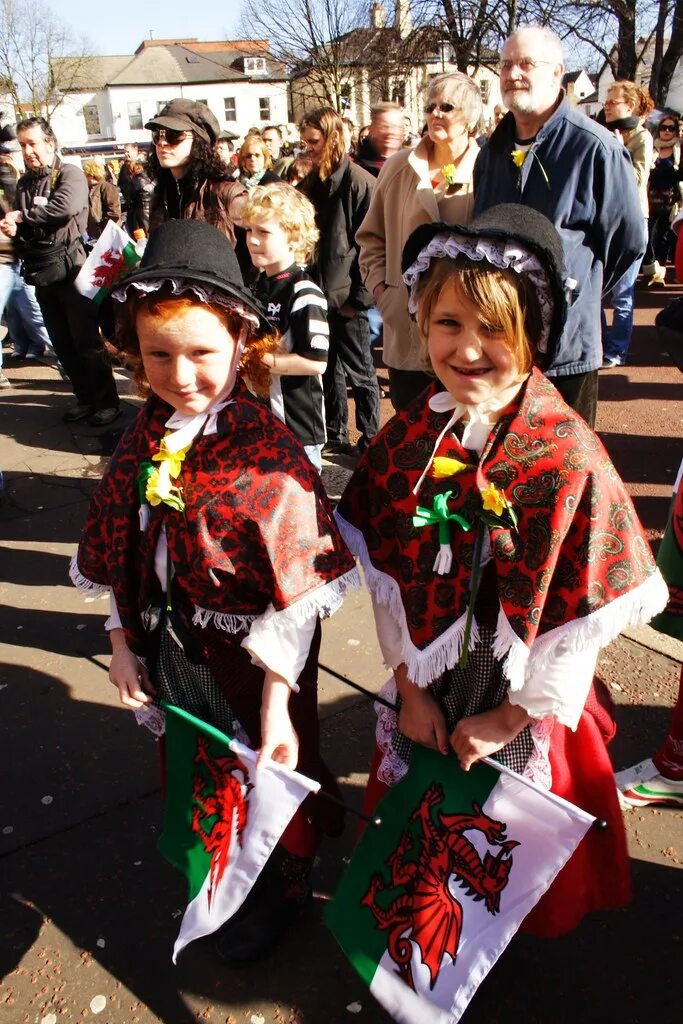 Валлийцы день Святого Давида. День Святого Давида в Уэльсе. St David's Day в Великобритании. Национальный костюм валлийцев Уэльса 2022. День святого в уэльсе