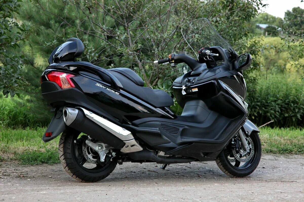 Suzuki skywave 650. Suzuki Burgman Skywave 650. Suzuki Burgman 650. Suzuki Skywave 650 2013.