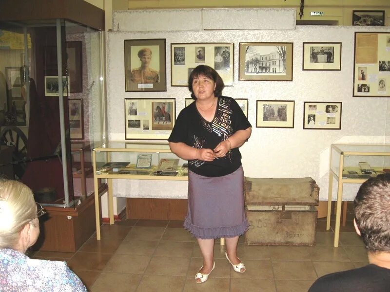 директор власова марина андреевна. осипова ирина николаевна кандидат исторических. выставка картин в воронеже в музее крамского 19 октября. ольга викторовна петропавловская крепость. суслина ольга ильинична.