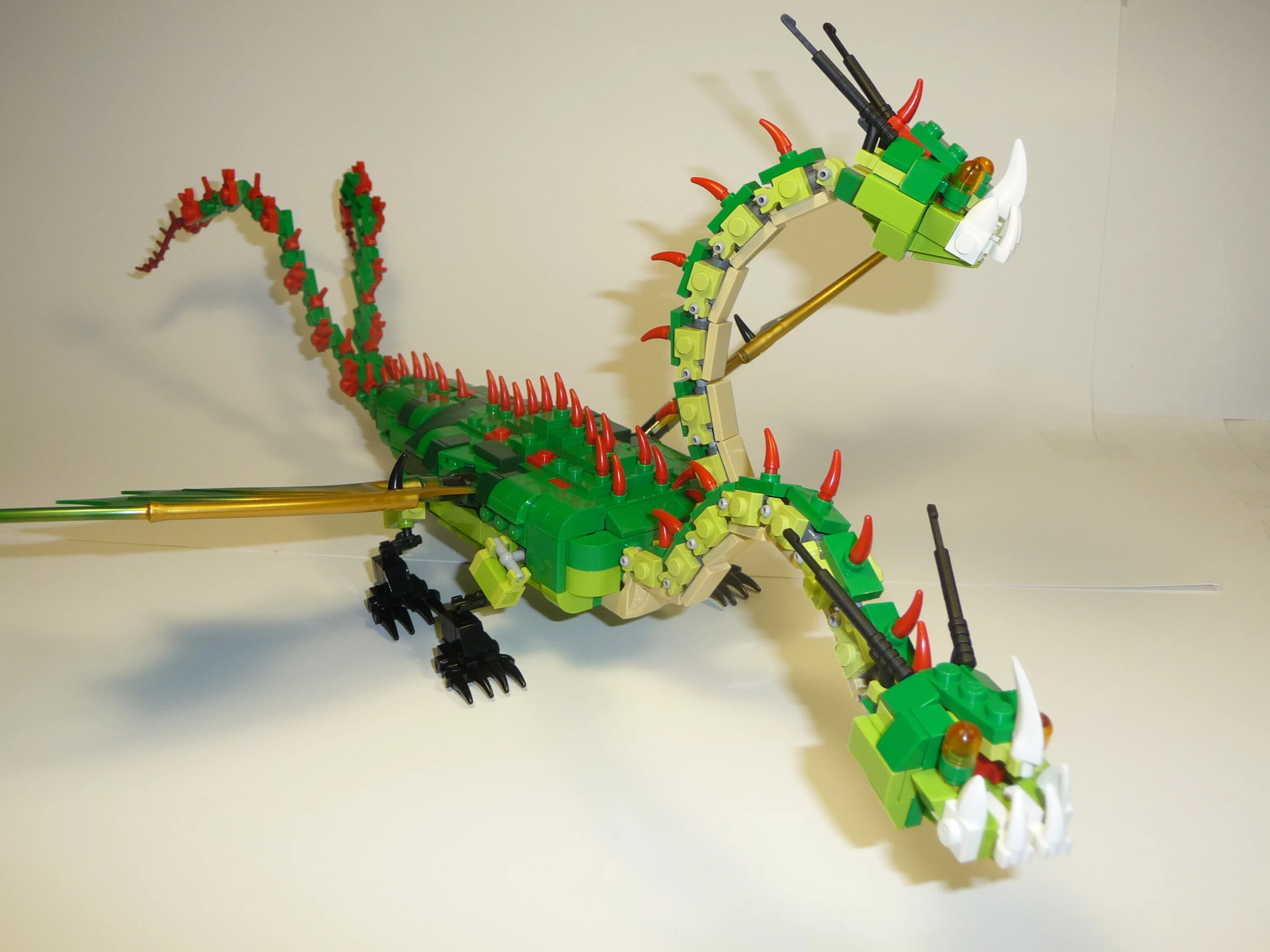 Лего крайт дракон. Змей горыныч из лего дупло. Драгон лего дупло. Как из конструктора сделать дракона. Дракон из конструктора лего.