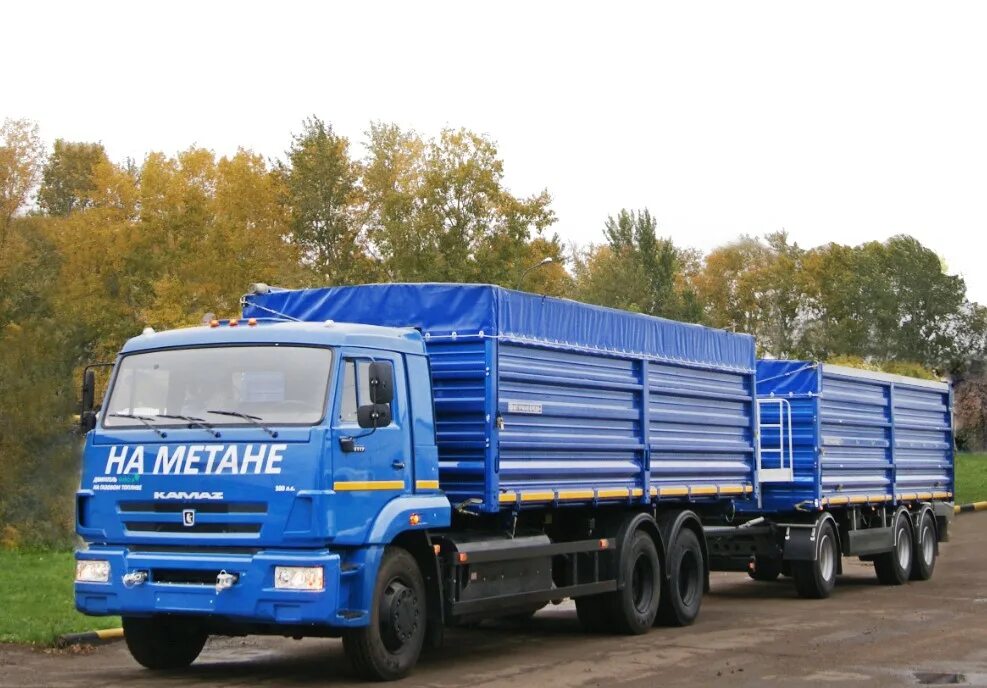 Камаз зерновоз. Камаз 65117 самосвал зерновоз. камаз 65117-32. камаз 65117 тягач зерновоз. камаз 5310 зерновоз.